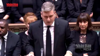 Thủ Tướng Anh Keir Starmer Đối Mặt Áp Lực Từ Bê Bối Bổ Nhiệm Đại Sứ