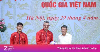 Thủ tướng Lê Minh Hưng gặp mặt, chúc mừng U17 Việt Nam vô địch Đông Nam Á