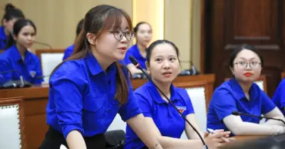 Thanh niên Quảng Ngãi đối thoại về chuyển đổi số và nỗi lo chảy máu chất xám