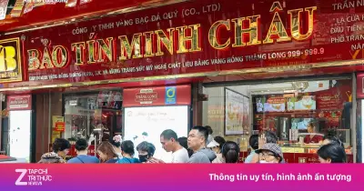 Tiệm vàng Bảo Tín Minh Châu vẫn đông khách dù ông chủ bị khởi tố