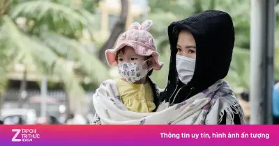 TP.HCM và Hà Nội vật vã vì nắng nóng, sinh hoạt gia đình bị đảo lộn