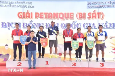 Trao thưởng giải bắn súng vô địch đồng đội quốc gia nam 2026