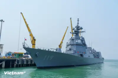 Tàu huấn luyện Asahi của Nhật Bản cập cảng Đà Nẵng trong chuyến thăm hữu nghị