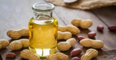 Ung thư từ thói quen hàng ngày: Dầu lạc, trầu cau, rượu bia và khói bếp tiềm ẩn nguy cơ