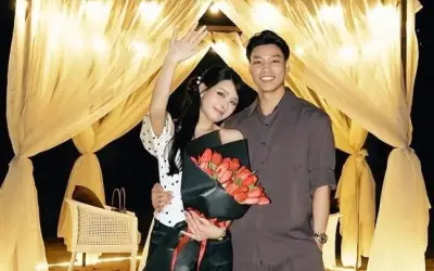 Vũ Văn Thanh Cầu Hôn Bạn Gái Trần Bích Hạnh Trong Khung Cảnh Lãng Mạn Nhân Sinh Nhật 30
