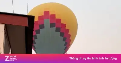 Video ghi lại cảnh khinh khí cầu đâm vào đường dây điện ở Lào, cảnh báo nguy hiểm