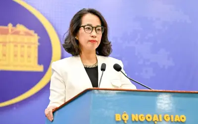 Việt Nam đảm bảo tàu thuyền qua eo biển Hormuz an toàn