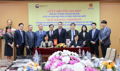 Việt Nam và Hàn Quốc ký kết hợp tác y tế về dược phẩm và công nghệ cao