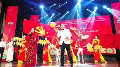 VOV3 khởi động chuỗi chương trình nghệ thuật chào mừng thành công Đại hội Đảng
