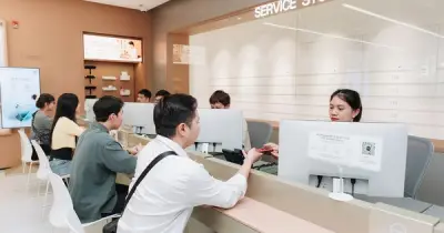 Xu hướng Flagship Service Center: Cách các hãng công nghệ thay đổi trải nghiệm bảo hành tại Việt Nam