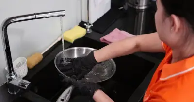 Xu hướng thuê người nấu ăn tại nhà: Giải pháp tiện lợi cho người trẻ bận rộn