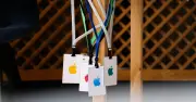 Apple Bị Cáo Buộc Bí Mật Lấy Video YouTube Để Huấn Luyện AI, Vướng Vụ Kiện Lớn