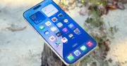 Apple phát hành iOS 26.4.2 vá lỗ hổng bảo mật thông báo