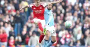 Arsenal quyết thắng Newcastle trong cuộc đua vô địch Ngoại hạng Anh