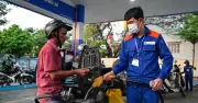 Bộ Công Thương triển khai loạt biện pháp mới nhằm hạ nhiệt giá xăng dầu