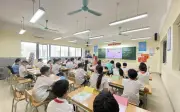 Bộ GD&ĐT ban hành Thông tư 19/2026, siết chặt quản lý dạy thêm, học thêm
