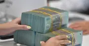 Bộ Nội vụ đề xuất giảm trừ chi phí y tế, giáo dục khi tính thuế thu nhập cá nhân