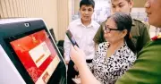 Bộ Tài chính giảm 50% nhiều loại phí, lệ phí để hỗ trợ doanh nghiệp và khuyến khích dịch vụ công trên VNeID