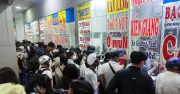 Bến xe Miền Tây quá tải, hàng ngàn người chen chúc về quê nghỉ lễ 30.4