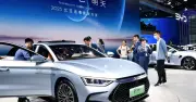 BYD Cắt Giảm 10% Lao Động, Lợi Nhuận Sụt Giảm Trong Bối Cảnh Cạnh Tranh Khốc Liệt