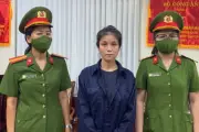 Cô gái có tiền từ thiện tổ chức sử dụng ma túy cùng bạn trai bị bắt