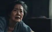 Cô gái cắt liên lạc gia đình, sống cùng bạn trai đại gia ở bãi rác, cuối cùng mất sạch tiền