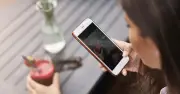 Cô gái ngoan hiền từ chối học bổng 500 triệu, gia đình bàng hoàng vì lý do
