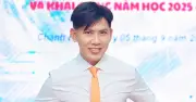 Ca sĩ Mai Tuấn: Từ hiện tượng 'Mưa bụi' đến thầy giáo dạy Toán ở tuổi U60