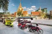 Campuchia Đối Mặt Tác Động Lớn Từ Giá Nhiên Liệu Tăng Cao