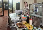 Chủ quán thịt chó ở Hà Nội xin thêm 3 tháng để chuyển đổi nghề