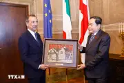 Chủ tịch Quốc hội Trần Thanh Mẫn tiếp Thị trưởng thành phố Milan, Ý