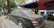 Chiếc Mercedes bị bỏ quên 10 năm trên vỉa hè Hà Nội: Thông tin bất ngờ từ chủ xe