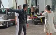 Chồng tát vợ mang thai trước bệnh viện Lâm Đồng, sự việc được làm rõ sau khi lan truyền clip