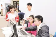 Chính Sách Thuế Mới: Hộ Kinh Doanh Cần Tuân Thủ Thông Báo Tài Khoản Ngân Hàng Trước Hạn Chót