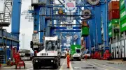 Cải cách thể chế: Chìa khóa tháo gỡ điểm nghẽn, khơi thông nguồn lực doanh nghiệp