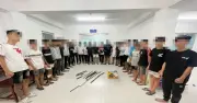 Cãi nhau trên Facebook, hai trẻ trâu rủ 20 người mang hung khí gây náo loạn