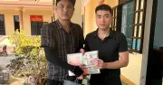 Công an Quảng Trị trao trả 350 triệu đồng bị đánh rơi cho người dân