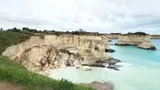 Cổng vòm tình yêu Italy sụp đổ ngày Valentine, báo động xói mòn bờ biển châu Âu