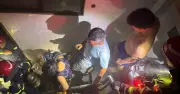 Cảnh sát PCCC TP.HCM giải cứu thành công 2 người mắc kẹt trong vụ cháy nhà dân