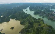 Cát Bà trở thành điểm đến thượng lưu nhờ hội tụ thiên nhiên và hạ tầng