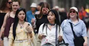 Dự báo thời tiết 16/4/2026: Miền Bắc hạ nhiệt đêm, đón không khí lạnh và mưa