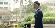 Diễn viên Ngọc Thúy lên tiếng về cảnh quỳ gối trước màn trường
