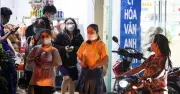 Dạy thêm chéo cánh bùng nổ: Ba bất cập và giải pháp cấp bách từ quy định hiện hành
