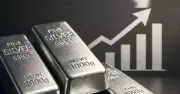 Giá Bạc Bùng Nổ, Thị Trường Đối Mặt Khủng Hoảng Nguồn Cung Chưa Từng Có