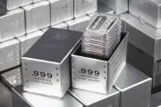 Giá bạc thế giới hồi phục 1,53% sau tín hiệu chính trị, trong nước tăng nhẹ