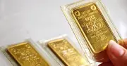 Giá vàng SJC giảm sâu, nhà đầu tư lỗ nặng trong bối cảnh thế giới biến động