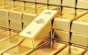 Giá vàng trong nước giảm nhẹ cuối tuần, ngược chiều thế giới
