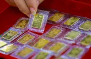 Giá vàng trong nước giảm thêm 500.000 đồng, xuống dưới 169 triệu mỗi lượng