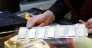 Giá vàng trong nước tăng mạnh 1 triệu đồng, thế giới vượt đỉnh 4.829 USD/ounce