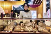 Giá vàng trong nước tăng nhẹ sau thỏa thuận ngừng bắn tạm thời Mỹ - Iran
